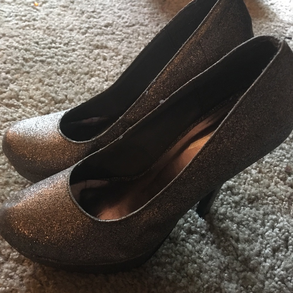 Glaze silver glitter platform heels